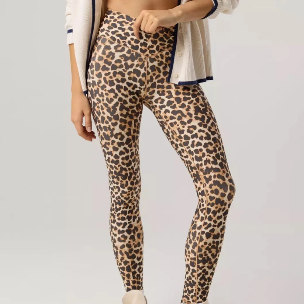 Aerie Real Me High Waisted Crossover Leopard Print Leggings [W/M] - Picture 4 of 4